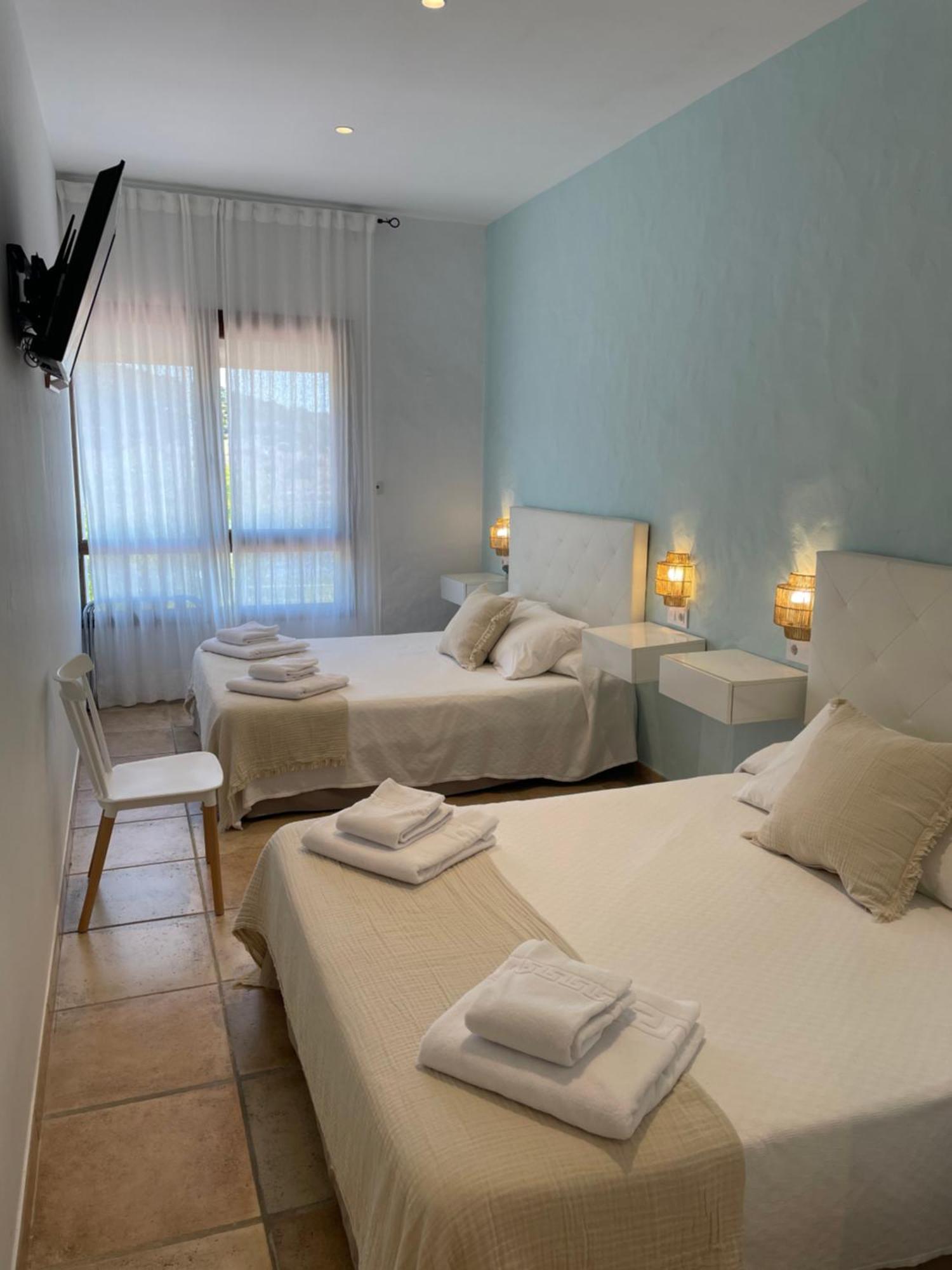 El Escondido De Zahara Hotel Захара-де-лос-Атунес Экстерьер фото